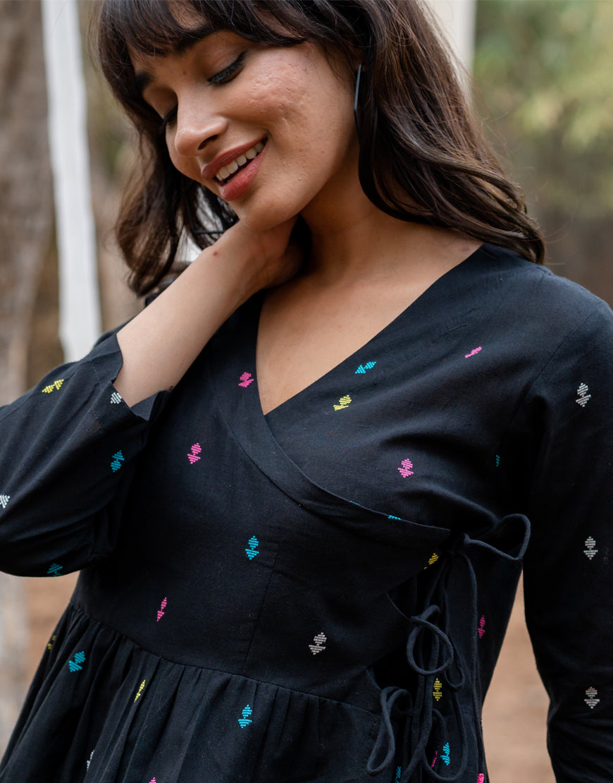 Black Weave Angrakha