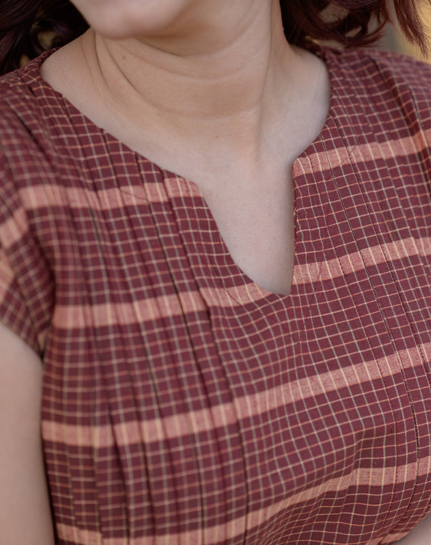 Maroon Waves Pleated Top