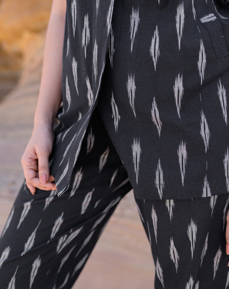 Muted Black Ikkat coord