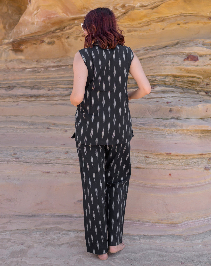 Muted Black Ikkat coord