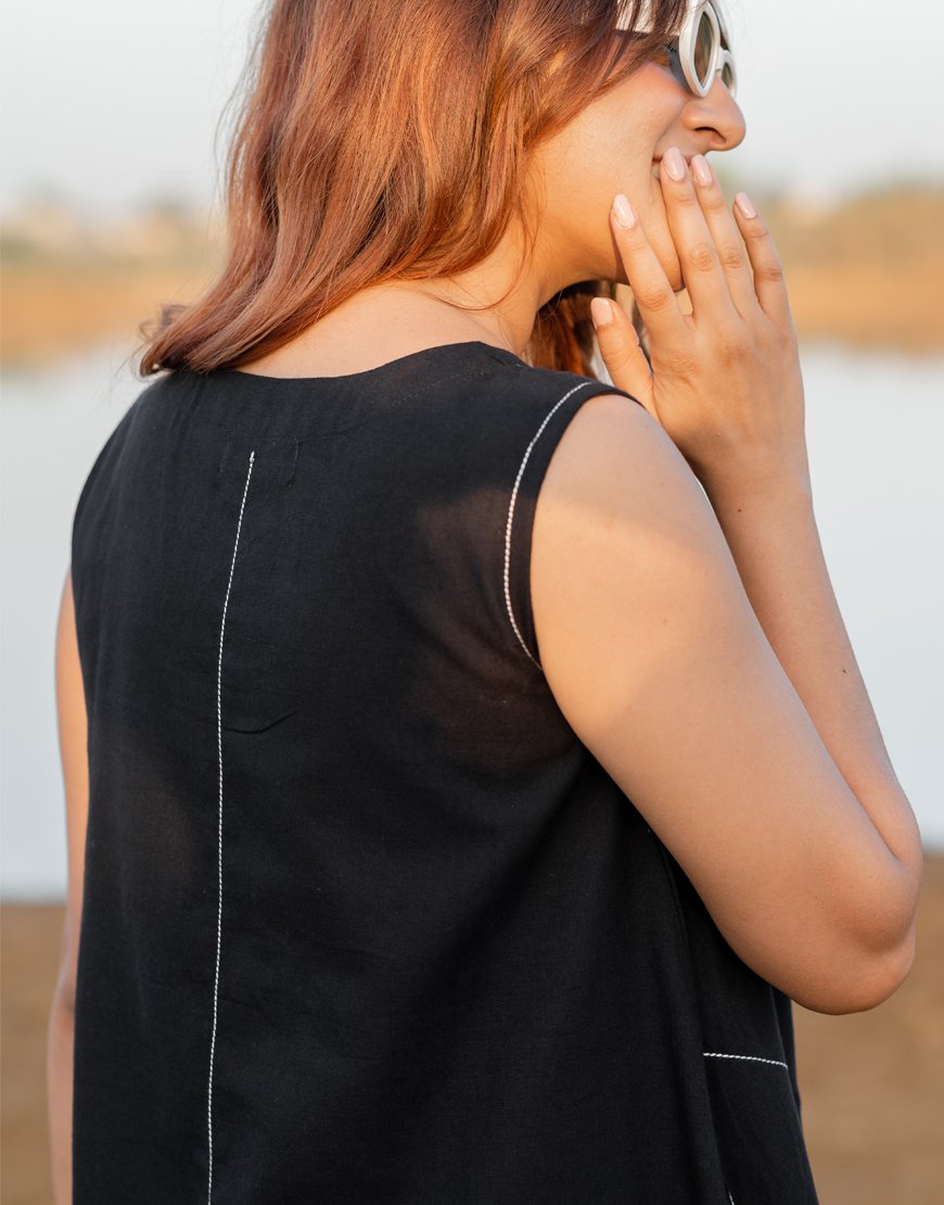 Shadow Black Sleeveless Dress