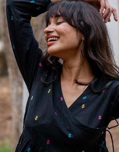 Black Weave Angrakha