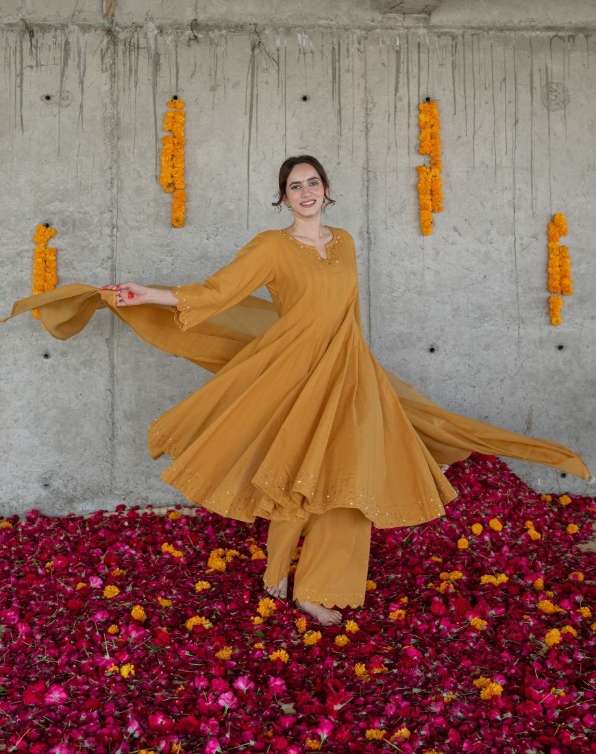 Genda Phool Kurta Set