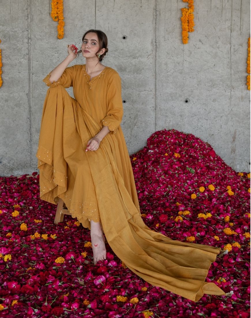 Genda Phool Kurta Set