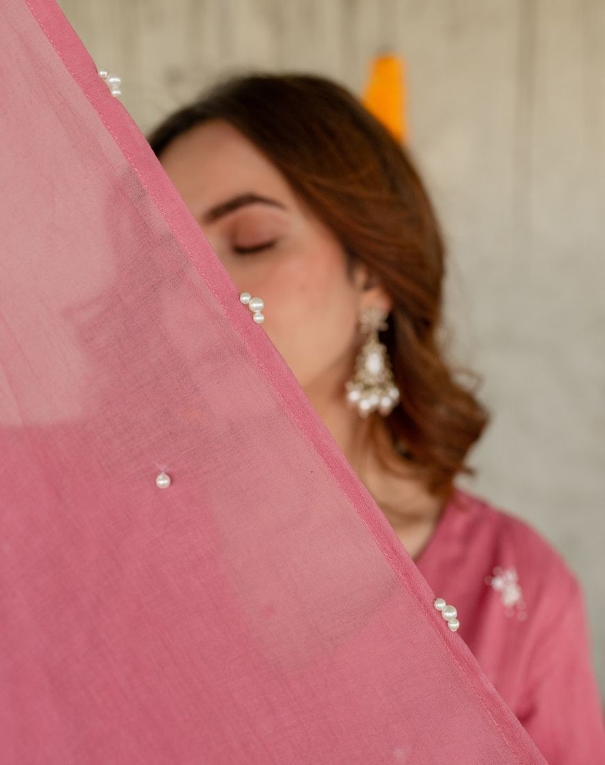 Gulabi Kurta Set