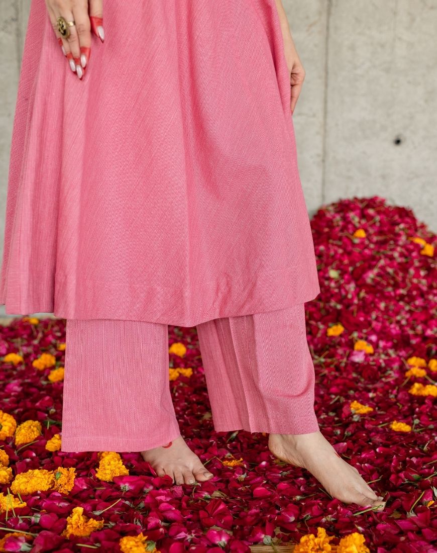 Gulabi Kurta Set
