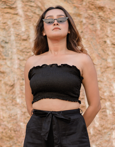 Jade Black Scrunch Top