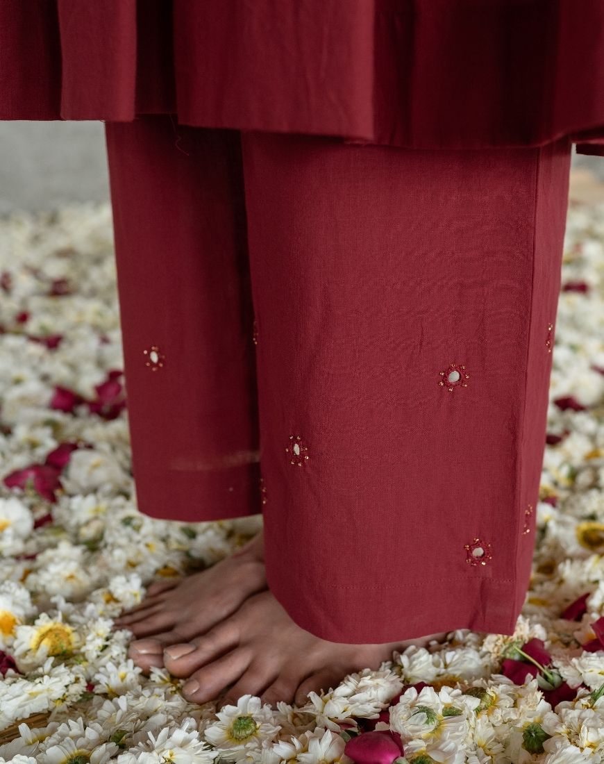 Lalpari Kurta Set