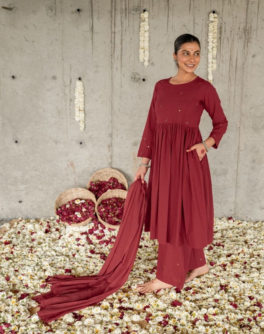 Lalpari Kurta Set