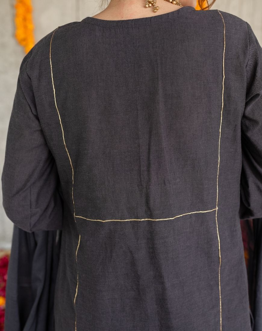 Saaya Kurta Set