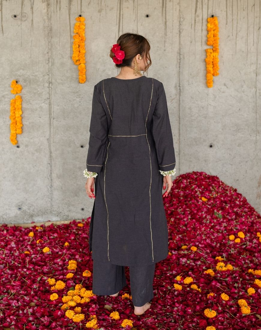 Saaya Kurta Set