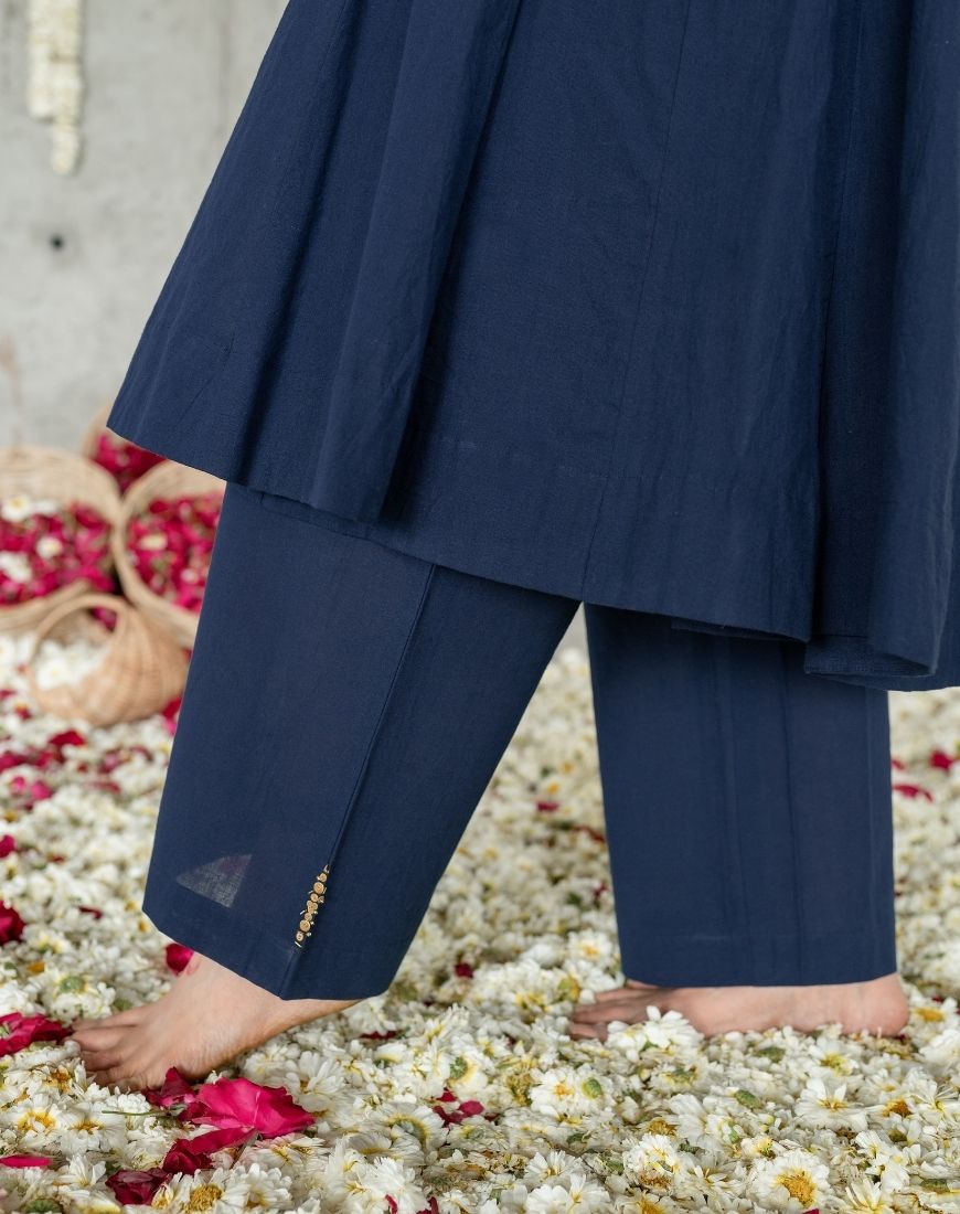 Syaahi Kurta Set